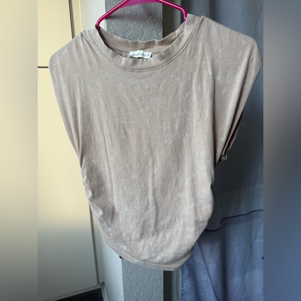 Derek Heart Beige Casual Top